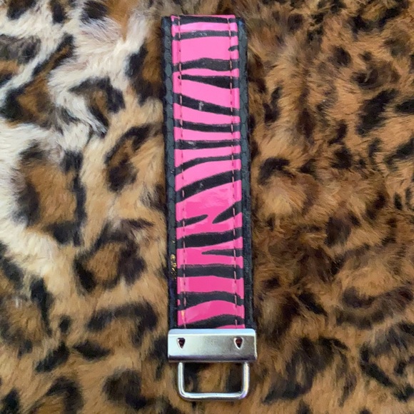 Wristlet or keychain - Picture 2 of 5